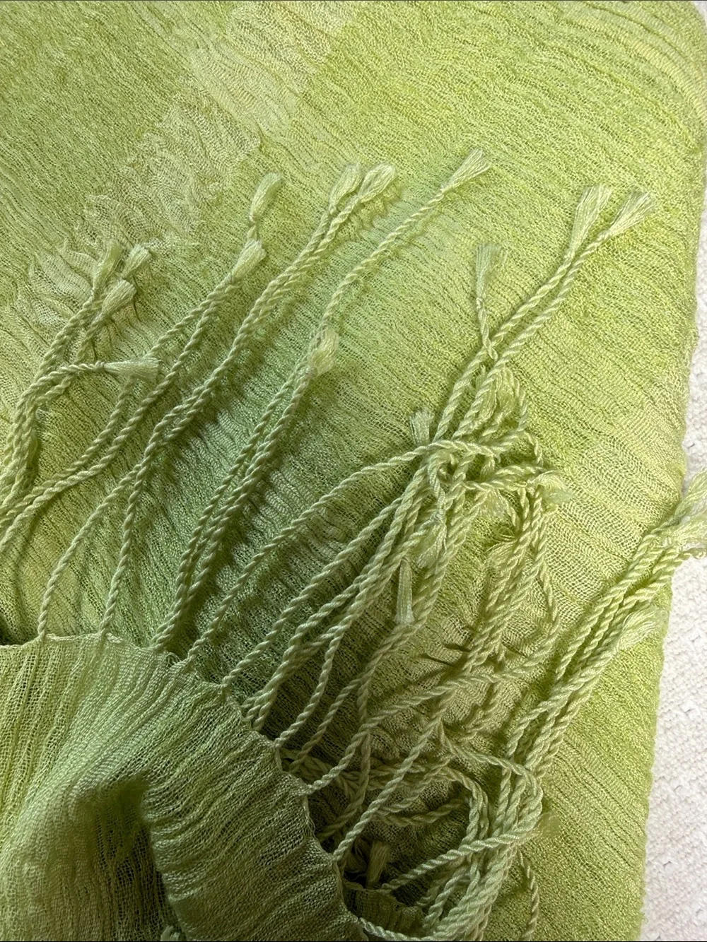 Saks 5th Avenue lime green textured scarf shawl cashmere and silk